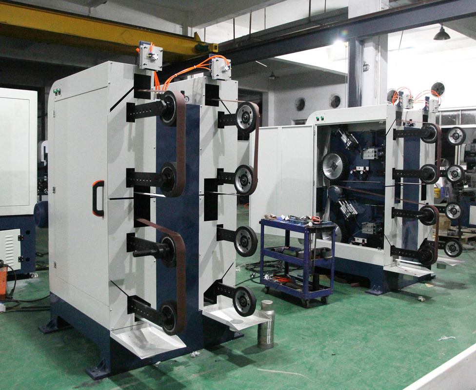 ABB Robotic Arm Portões Componentes Cinturão Sander Custom Robot Sanding Máquina de rectificação robótica